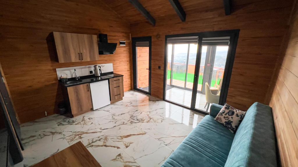 Doğa Manzaralı Bungalov (3)