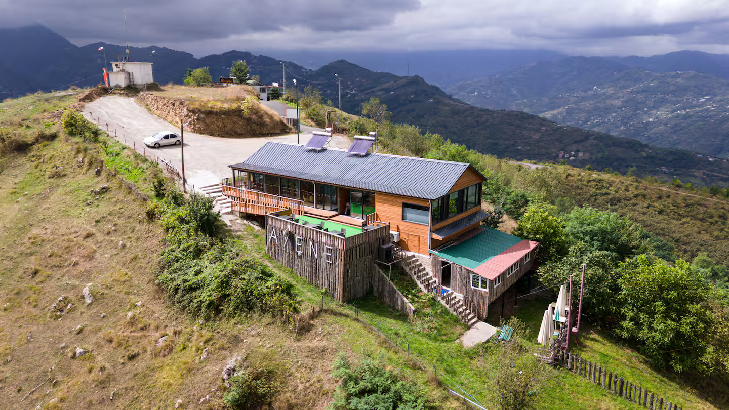 Doğa Manzaralı Bungalov (1)